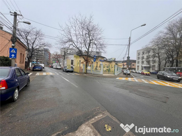 Casa 4 camere plus dependinte in ploiesti, zona ultracentra