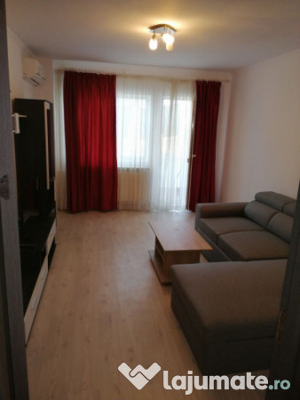 Apartament 2 camere, decomandat situat in zona City Park Mal