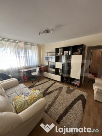 Apartament cu 3 camere, 84 mp, zona Micro 16