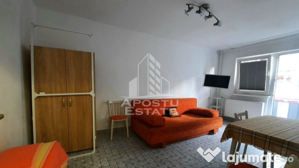 Apartament cu o camera de inchiriat la 200 euro in zona B...