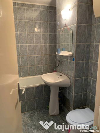 Garsoniera in zona umt