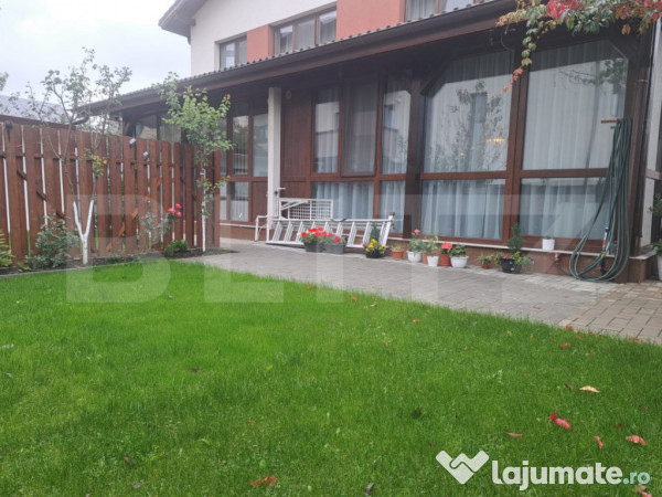 Duplex modern de lux, aproape de oraș — confort și rafin