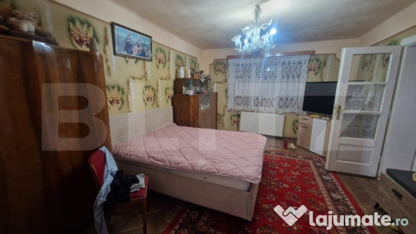 Casa 4 camere 1150 mp teren, la asfalt toate utilitatiile