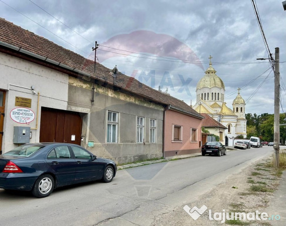Casă de vanzare cu teren de 356 mp in salonta