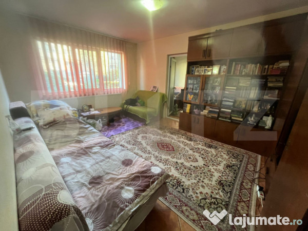 Apartament mobilat, 40 mp, zona micro 11