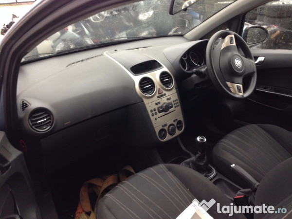 Elemente de interior opel corsa D din dezmembrari, 199 eur - Lajumate.ro Elemente de interior opel corsa D din dezmembrari, 199 eur - Lajumate.ro