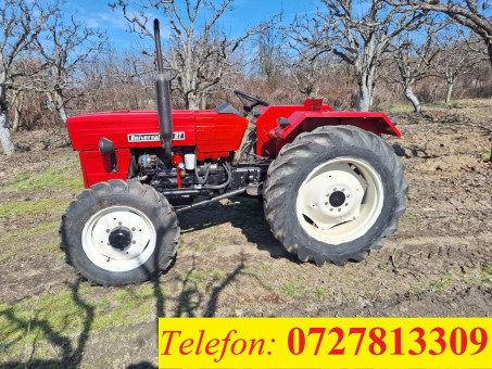 Tractor Universal DT